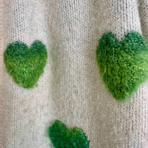 💚 Look by M Oversized Heart Knit Cardigan – One Size – Cozy & Cute - Picture 2 of 5